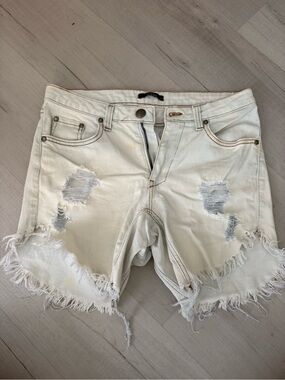 High rise light wash denim shorts